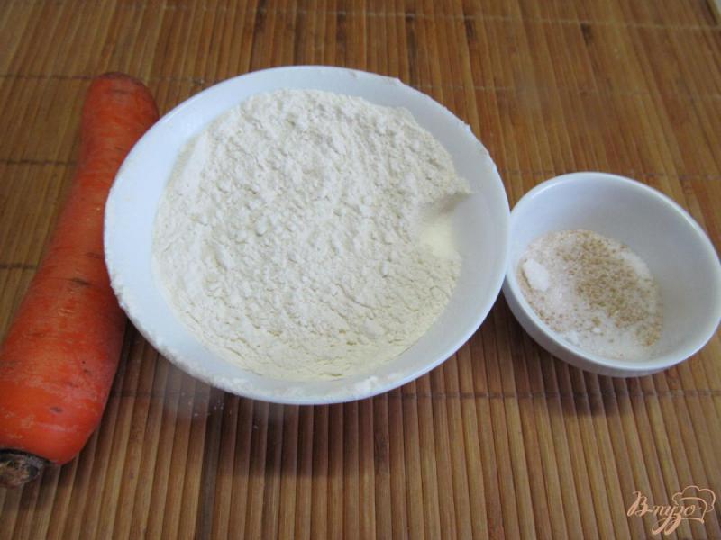 Фото приготовление рецепта: Морковный хлеб шаг №1