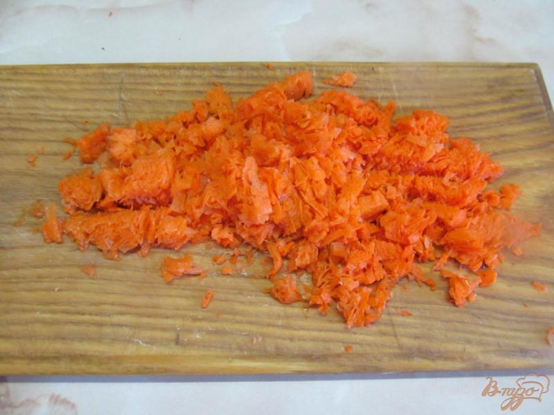 Фото приготовление рецепта: Морковный хлеб шаг №4