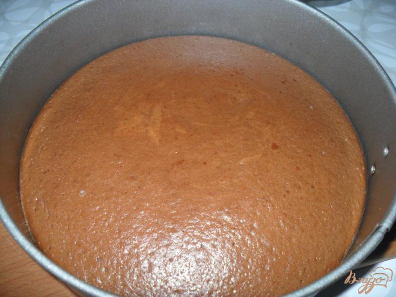 Фото приготовление рецепта: Торт «Панчо» с вишнями шаг №4