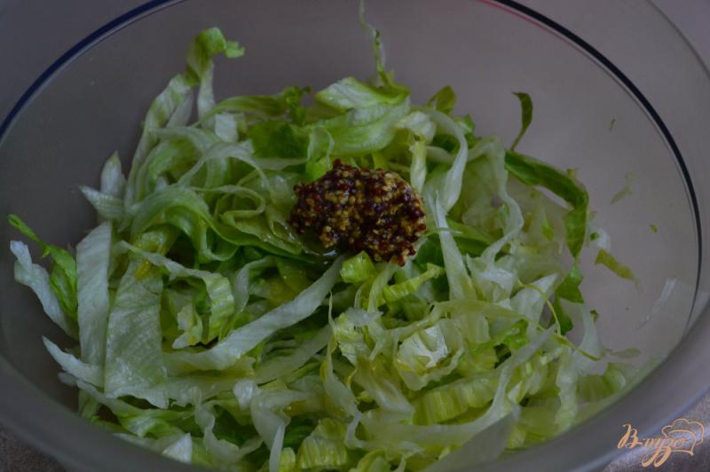 Фото приготовление рецепта: Салат с виноградом, ветчиной и сыром шаг №1