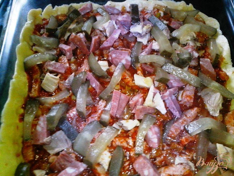 Фото приготовление рецепта: Пицца по-домашнему шаг №7