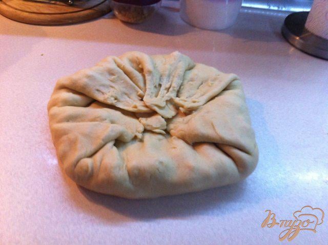 Фото приготовление рецепта: Пирог с сыром шаг №8