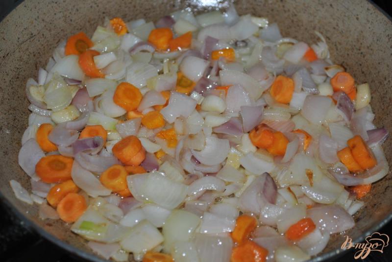Фото приготовление рецепта: Рагу с картофелем и баклажаном шаг №2