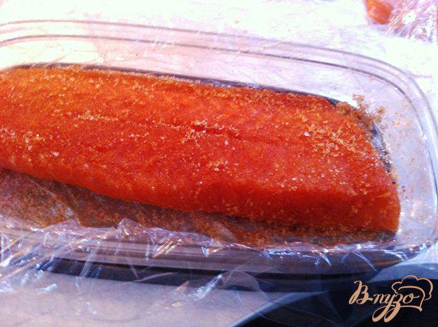 Фото приготовление рецепта: Слабосоленая лосось в апельсиновом маринаде шаг №4