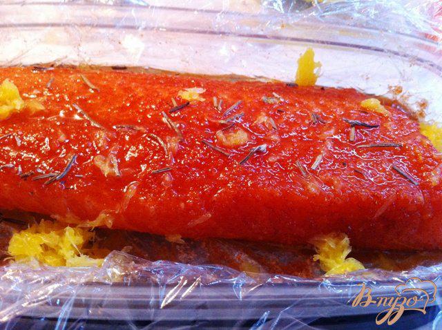 Фото приготовление рецепта: Слабосоленая лосось в апельсиновом маринаде шаг №5
