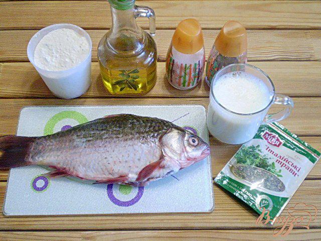 Фото приготовление рецепта: Жареная рыба в молоке шаг №1