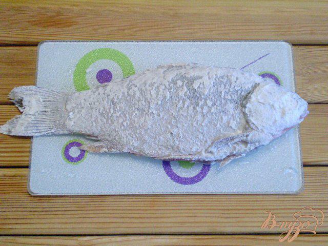 Фото приготовление рецепта: Жареная рыба в молоке шаг №3
