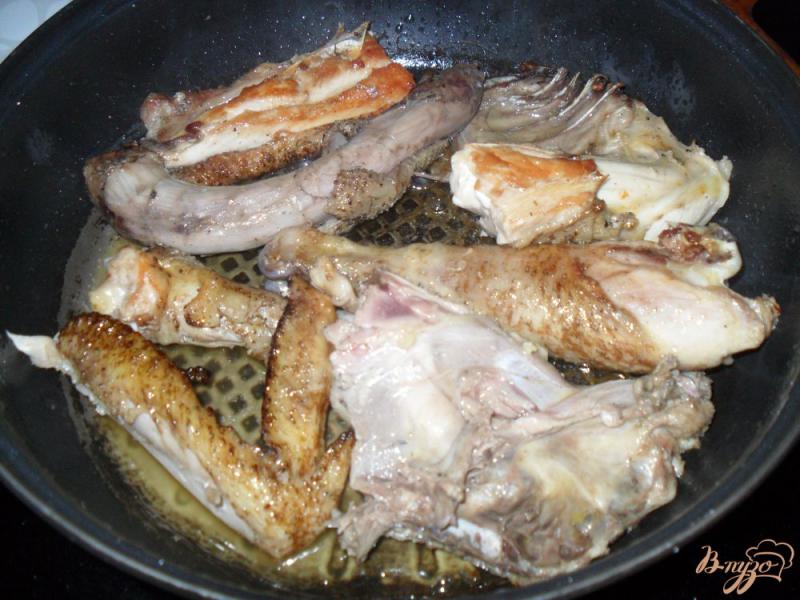 Фото приготовление рецепта: Курица тушенная шаг №1