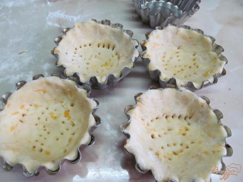 Фото приготовление рецепта: Тарталетки с творожно-апельсиновым кремом шаг №4