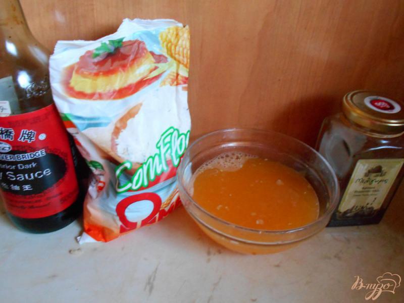 Фото приготовление рецепта: Свинина в апельсиново- соевом соусе шаг №3