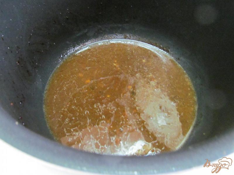 Фото приготовление рецепта: Куриные бедра в соусе терияки шаг №7