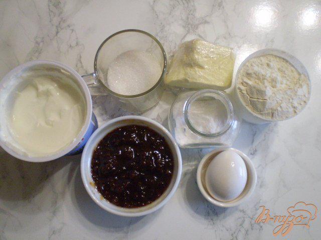 Фото приготовление рецепта: Пирог Любимый с крыжовниковым джемом шаг №1
