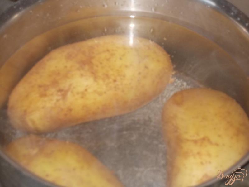 Фото приготовление рецепта: Картофельные гнезда с грибной начинкой шаг №2