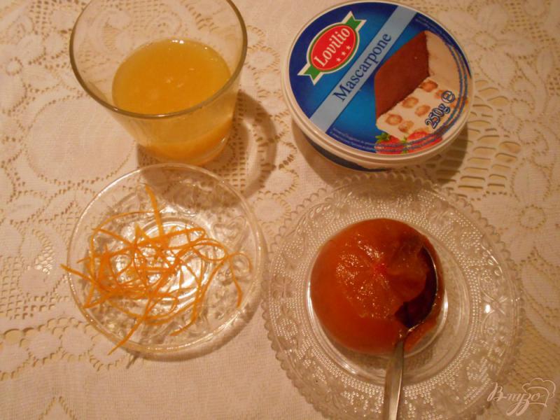 Фото приготовление рецепта: Десерт с хурмой и апельсином шаг №3