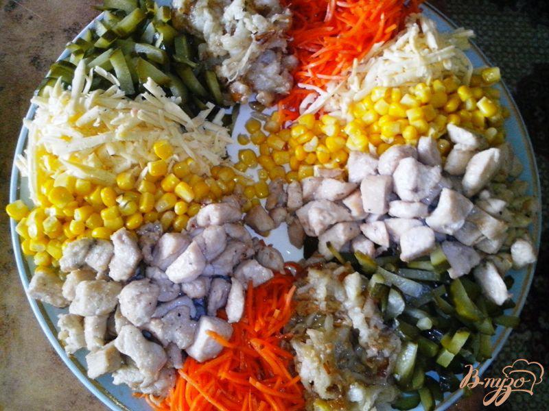 Фото приготовление рецепта: Праздничный салат «Для сынули» шаг №3