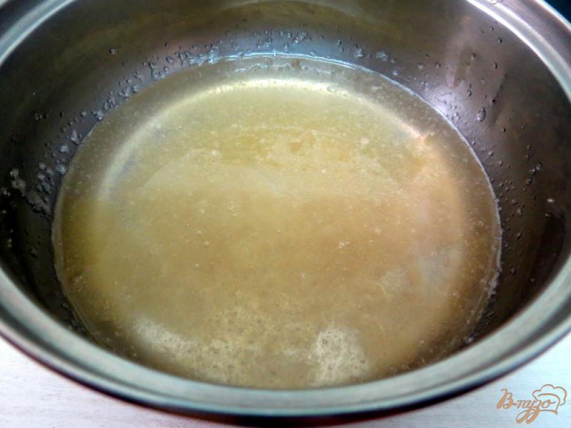 Фото приготовление рецепта: Желе из вишнёвого сока шаг №4