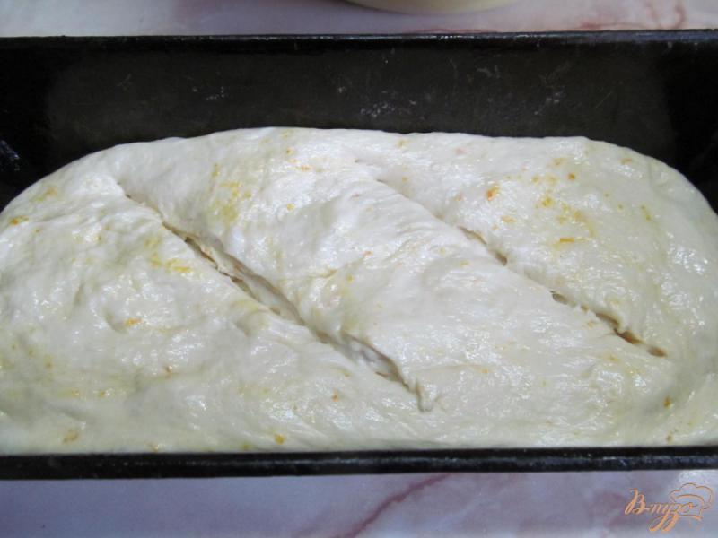 Фото приготовление рецепта: Хлеб с апельсиновой цедрой шаг №6