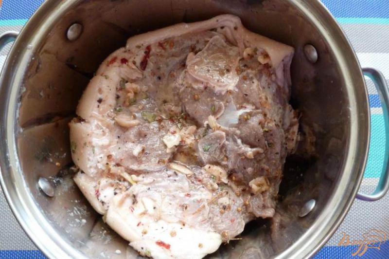 Фото приготовление рецепта: Запеченная свинина шаг №4