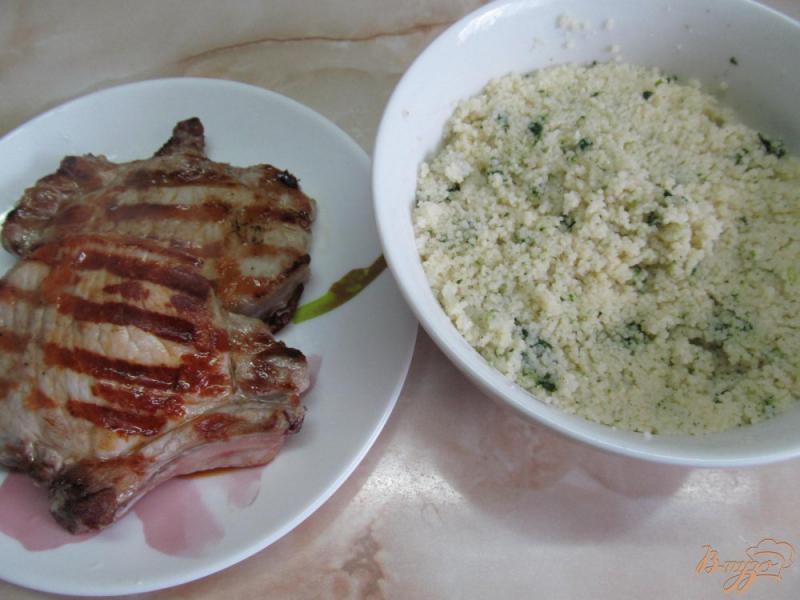Фото приготовление рецепта: Свиной стейк на сковороде-гриль шаг №6