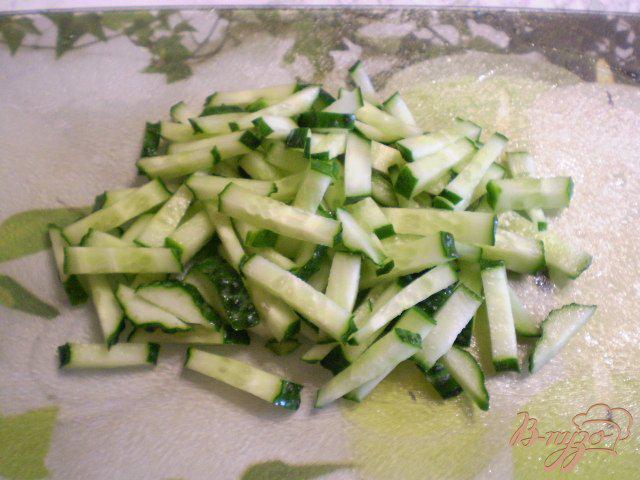 Фото приготовление рецепта: Салат из свежих овощей шаг №3