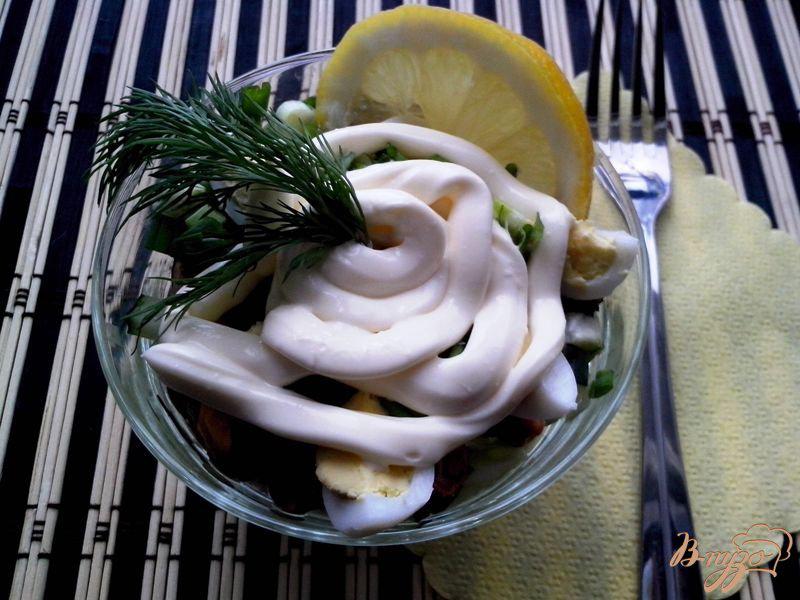 Фото приготовление рецепта: Салат с мидиями шаг №3