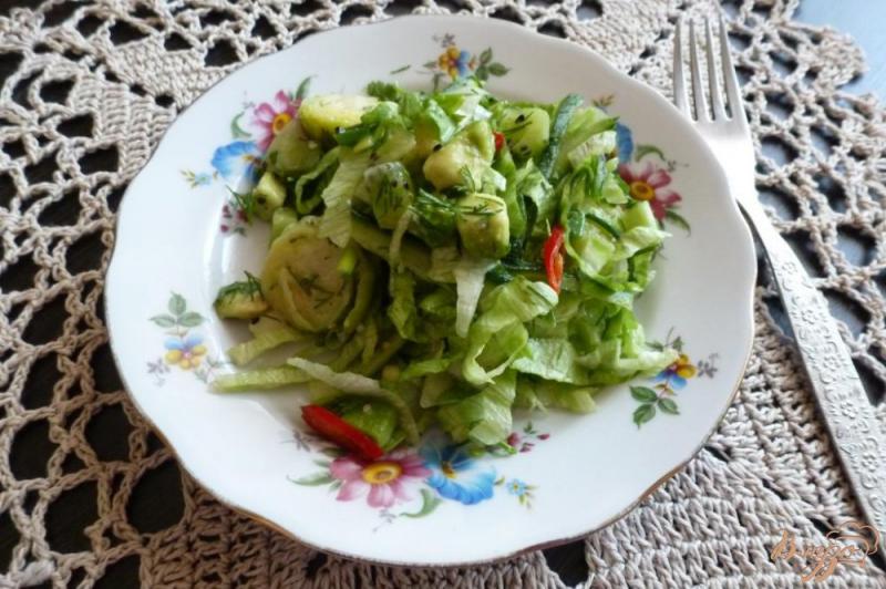 Фото приготовление рецепта: Салат «Зеленый» с кунжутным маслом шаг №5