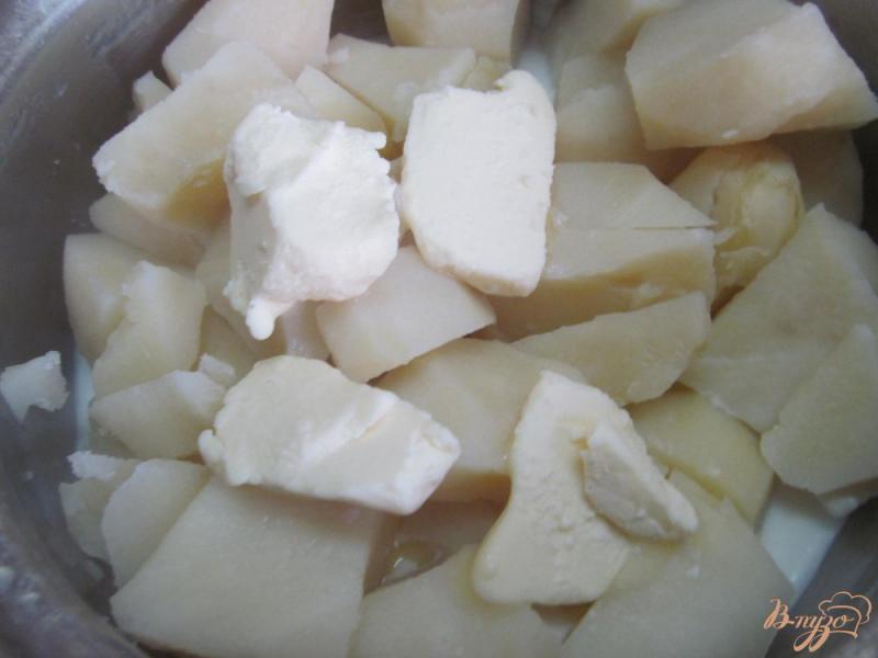 Фото приготовление рецепта: Запеканка из свинины картофеля в сметане шаг №7