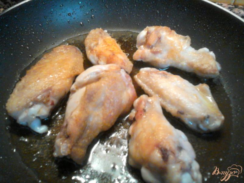 Фото приготовление рецепта: Паэлья с курицей и креветками шаг №1