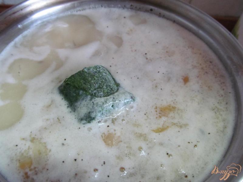 Фото приготовление рецепта: Суп из пастернака и фасоли шаг №10