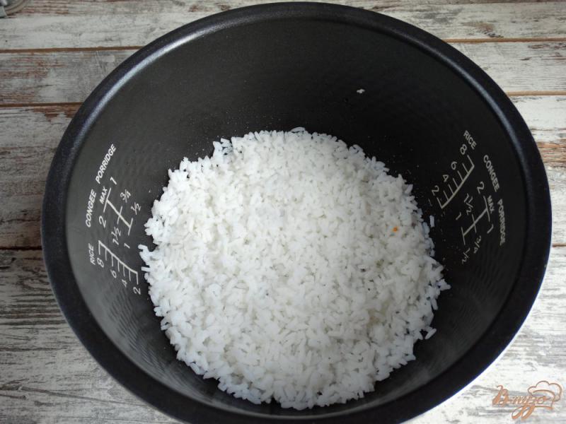 Фото приготовление рецепта: Сытная рисовая запеканка со свининой и овощами шаг №4