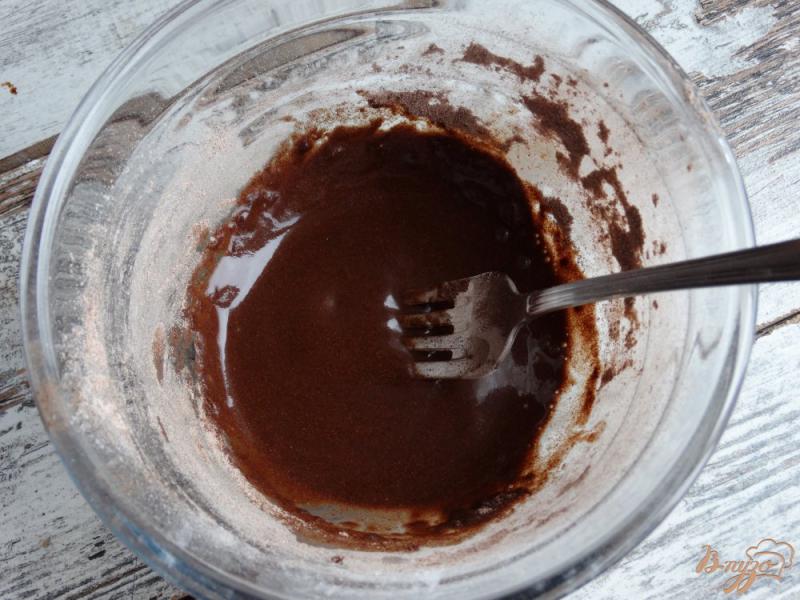 Фото приготовление рецепта: Шоколадные пирожные с зефиром шаг №10