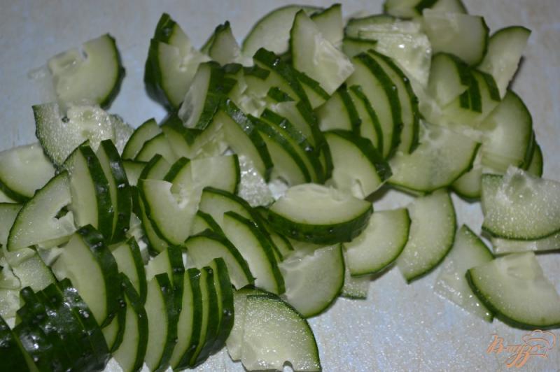 Фото приготовление рецепта: Свежий салат из капусты шаг №2