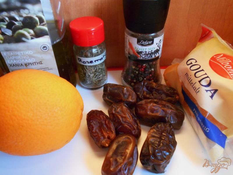 Фото приготовление рецепта: Фаршированные финики в апельсиновом маринаде шаг №1