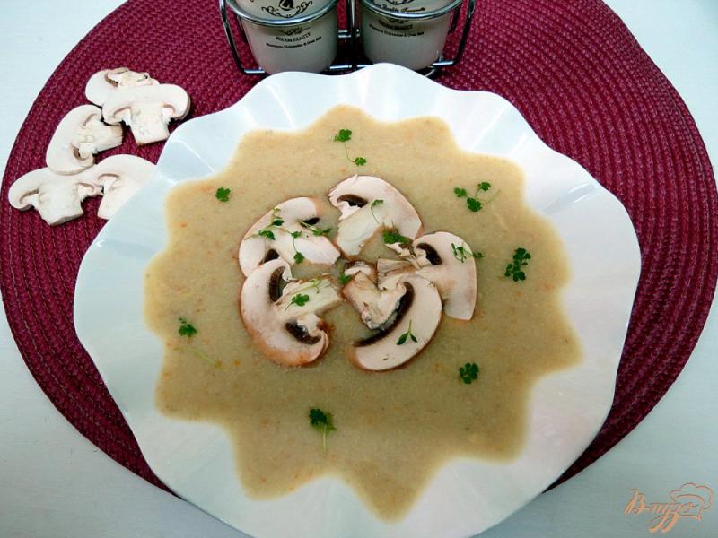 Фото приготовление рецепта: Суп пюре овощной  с шампиньонами шаг №11