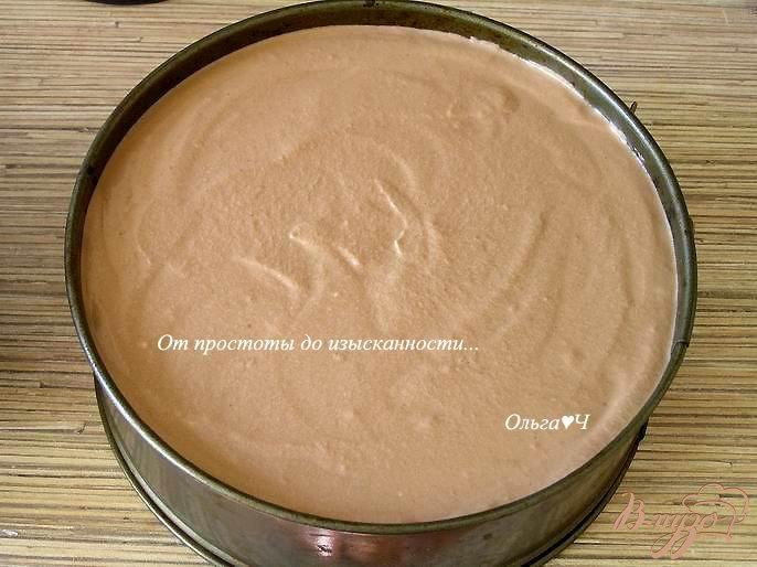 Фото приготовление рецепта: Торт «Шоколадно-фруктовый вальс» шаг №10