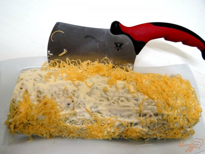 Фото приготовление рецепта: Рисовый рулет с грибами шаг №12