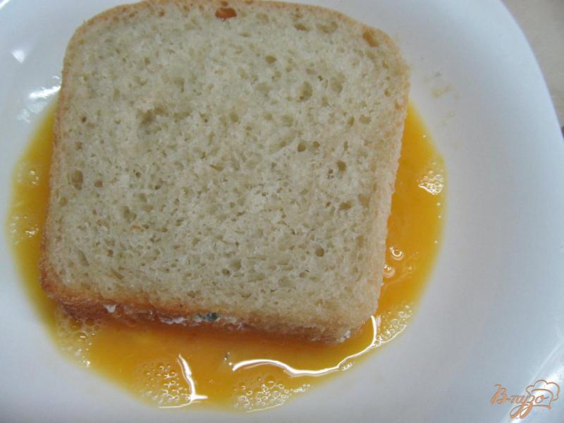 Фото приготовление рецепта: Сырный сэндвич шаг №6