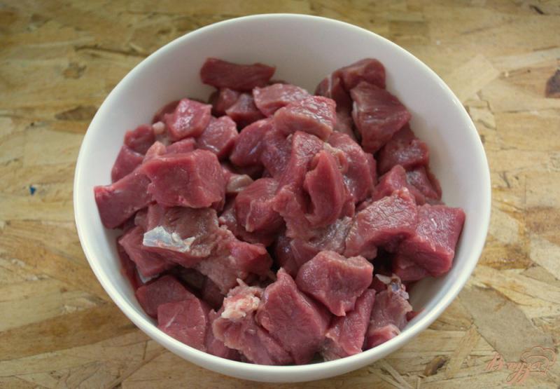 Фото приготовление рецепта: Мясо, маринованное в соевом соусе шаг №1