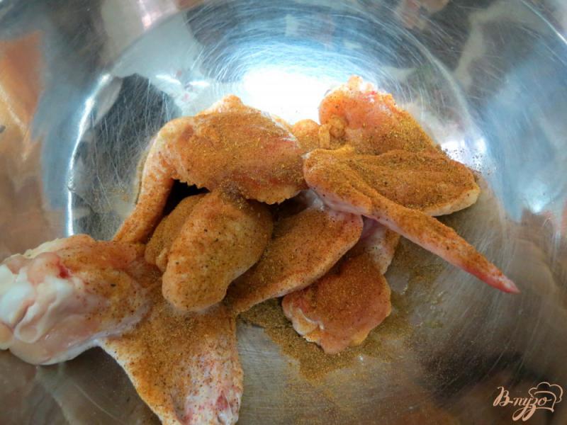 Фото приготовление рецепта: Куриные крылышки в маринаде шаг №2