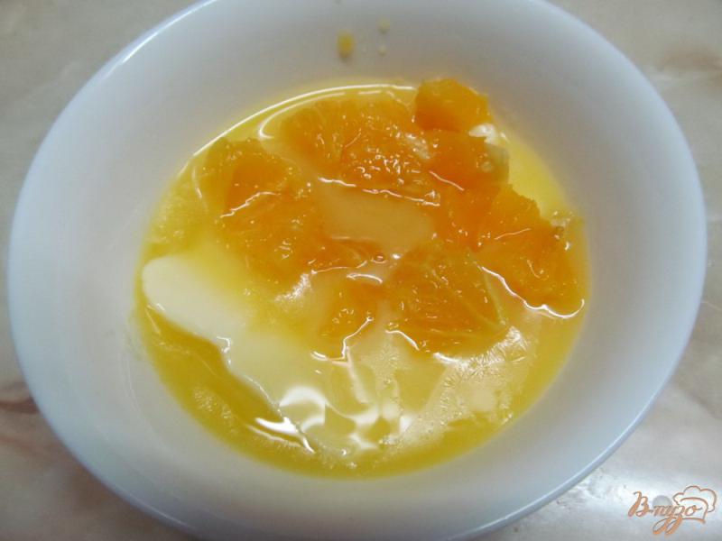 Фото приготовление рецепта: Французские гренки с апельсиновым маслом шаг №3