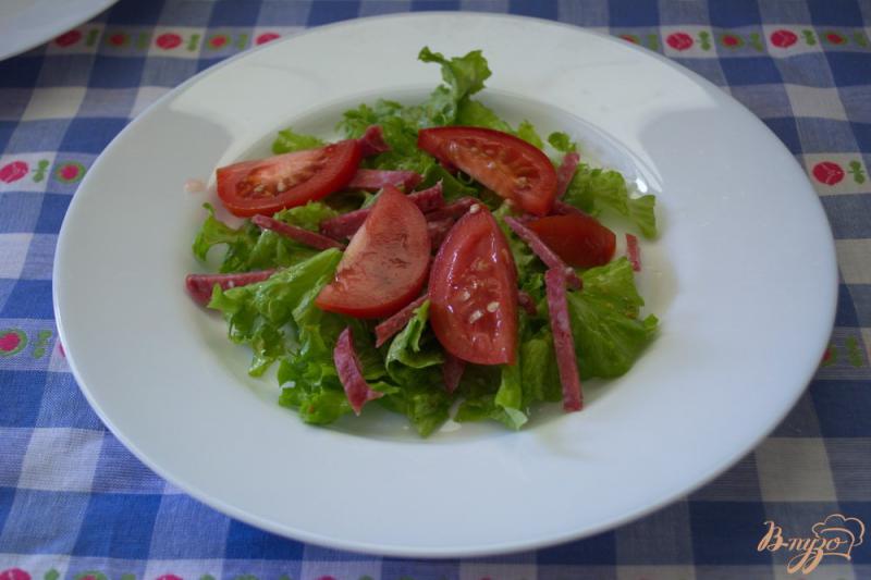 Фото приготовление рецепта: Арагонский салат с салями шаг №5