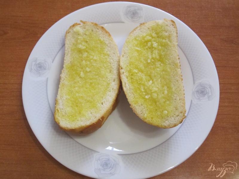 Фото приготовление рецепта: Сэндвичи с анчоусами шаг №2