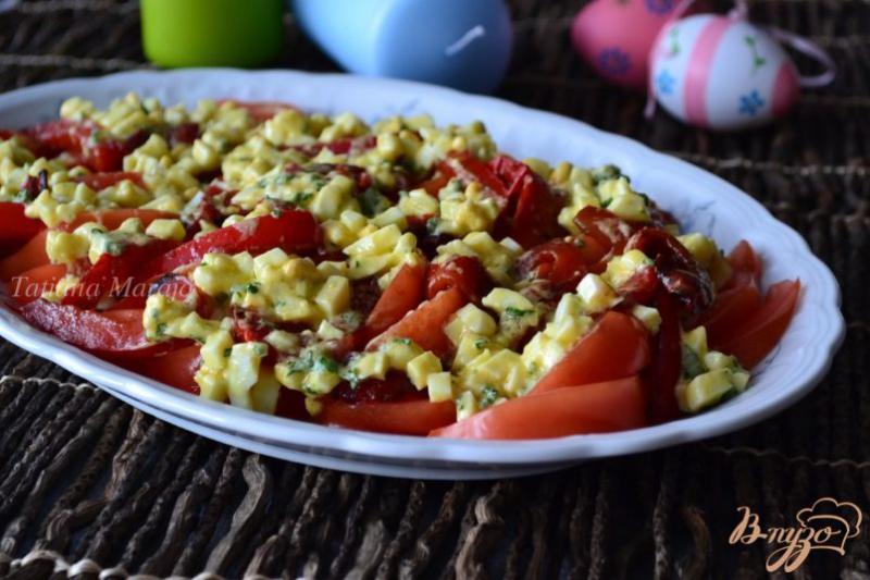 Фото приготовление рецепта: Овощной салат с яичной заправкой шаг №7