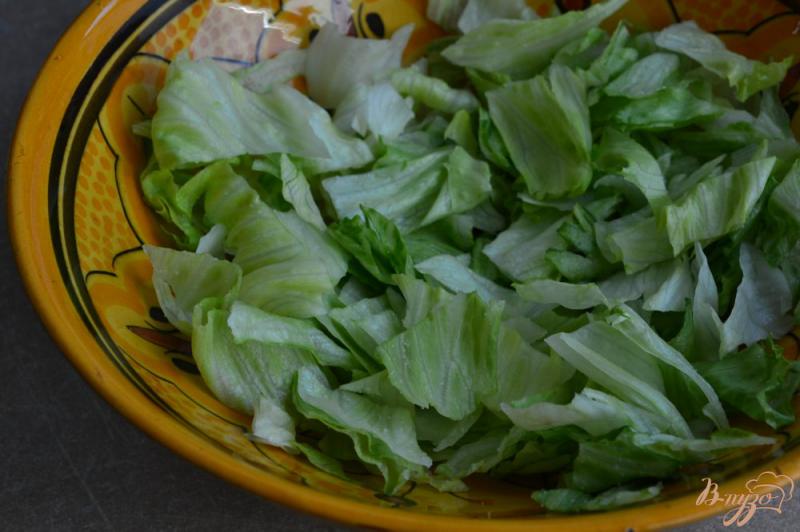 Фото приготовление рецепта: Салат из отварной свеклы с нутом шаг №3