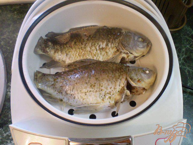 Фото приготовление рецепта: Рыба на пару в мультиварке шаг №4