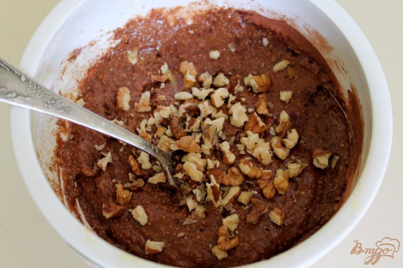 Фото приготовление рецепта: Овсяное печенье с какао и орехами шаг №5