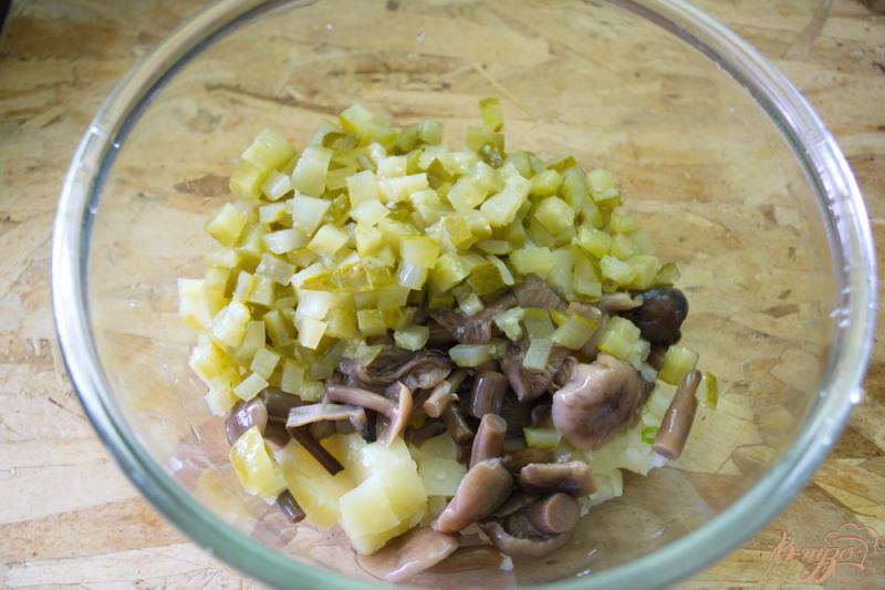 Фото приготовление рецепта: Салат овощной « Опенок » шаг №3