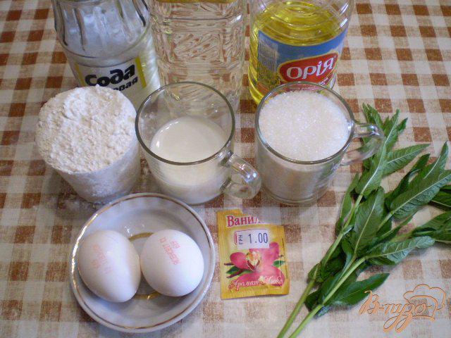 Фото приготовление рецепта: Ванильный бисквит с мятой в мультиварке шаг №1