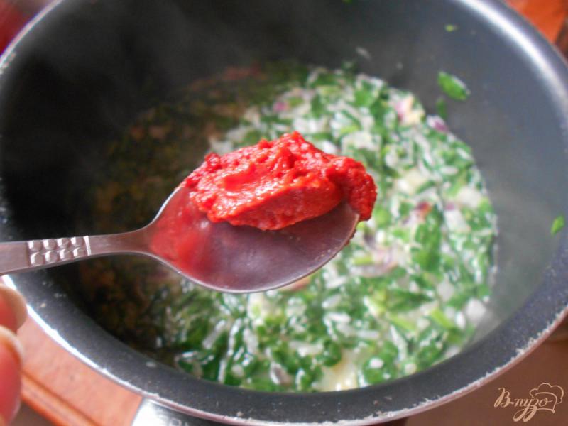 Фото приготовление рецепта: Спанакоризо- рис со шпинатом по-гречески шаг №8