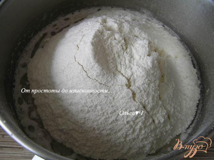 Фото приготовление рецепта: Ванильные булочки с отрубями шаг №3